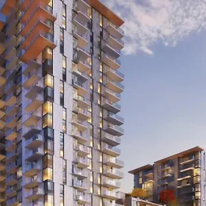 Apartment Modern 1-bedroom Den With Convenient Computer Setup, And Pet-friendly Environment, An Ideal For Travellers Vancouver