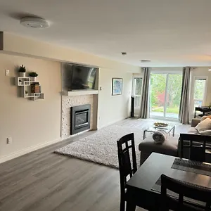 Apartment Bright Private Near Departure Bay Nanaimo