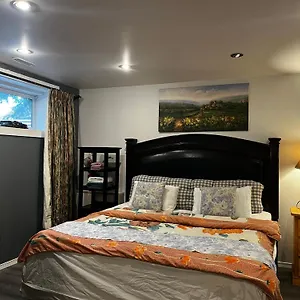 Homestay Hidden Valley New Basement With Private Bathroom! Calgary
