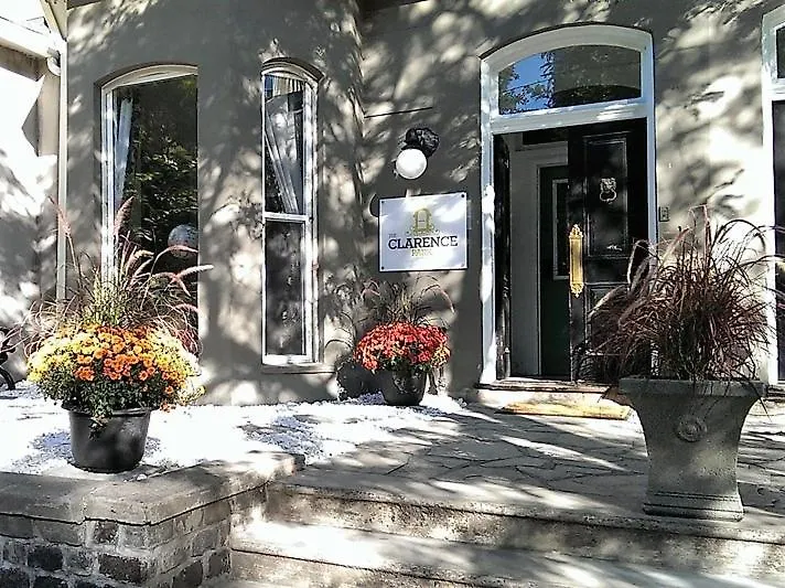 The Clarence Park Hostel Toronto
