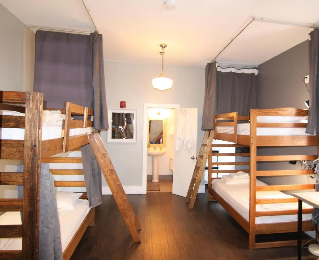 The Clarence Park Hostel Toronto Canada